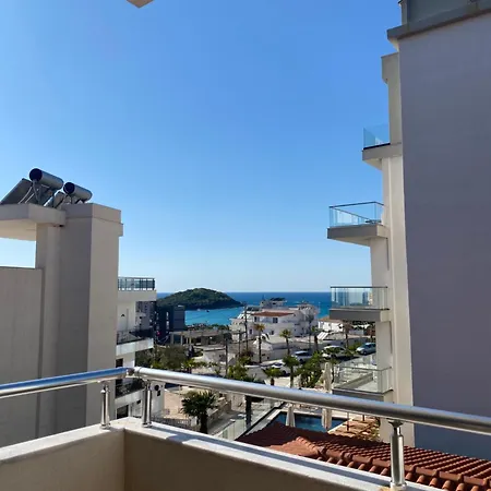 Ξενοδοχείο Marku 4*