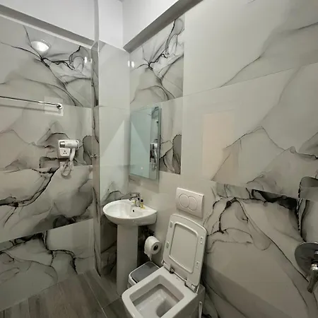 Hotel Marku 4*