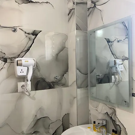 Marku Hotel Ksamil