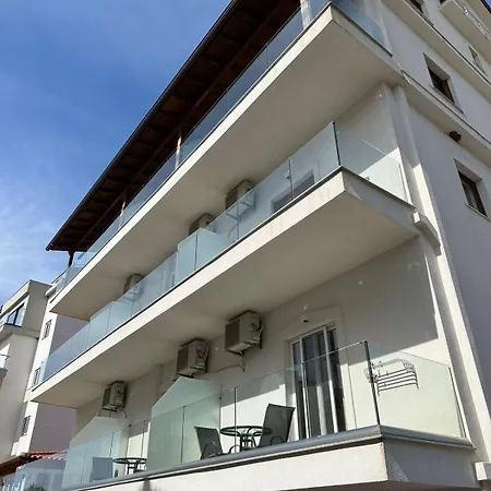 Marku Hotel Ksamil